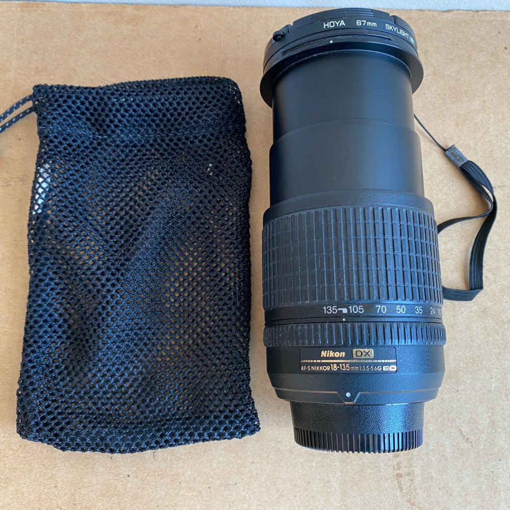 Nikon DX AF-S Nikkor 18-135mm f/3.5-5.6G ED Lens